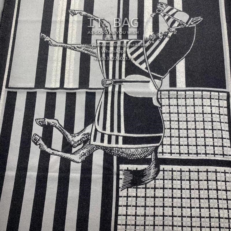 Couvertures Nouvelles plaid black 2